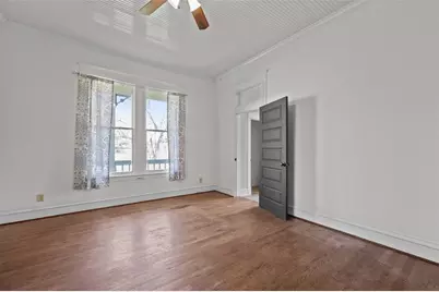 608 Miller Street, Anahuac, TX 77514 - Photo 13