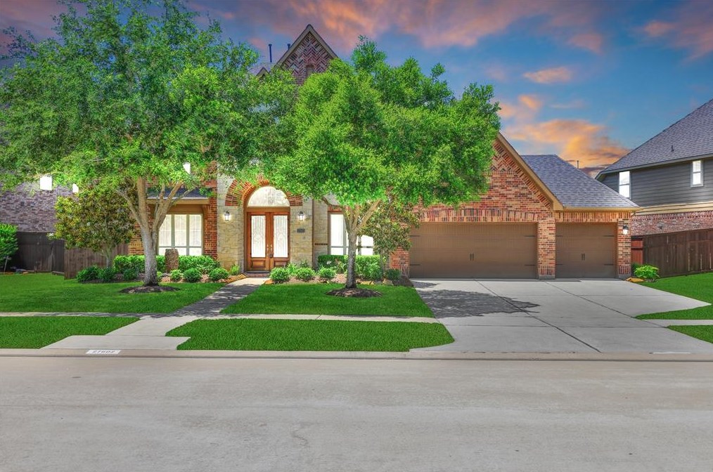 27602 Liberty Hts Ln, Fulshear TX 77441-1480 exterior