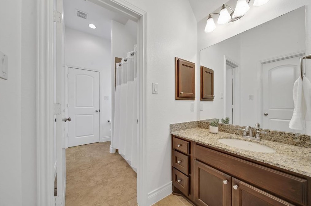 27602 Liberty Hts Ln, Fulshear TX 77441-1480 exterior