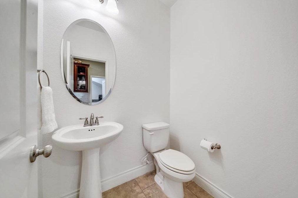 27602 Liberty Hts Ln, Fulshear TX 77441-1480 exterior