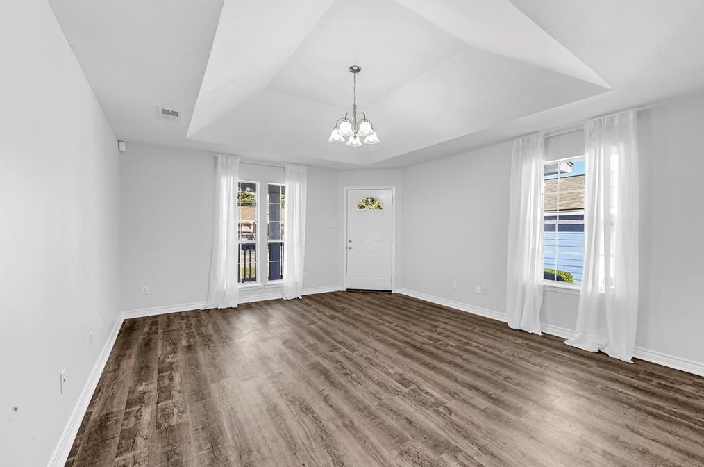 2108 Heaney Dr, Houston TX  77093-6112 exterior