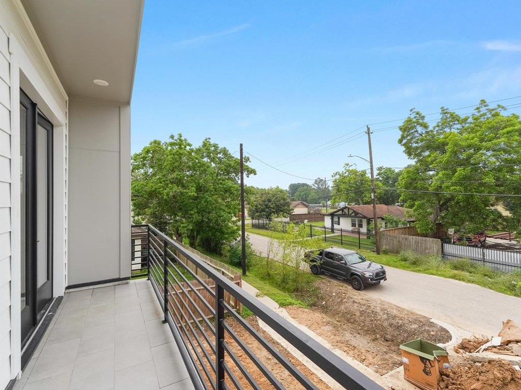 4327 Idaho, Houston TX  77021-4951 exterior