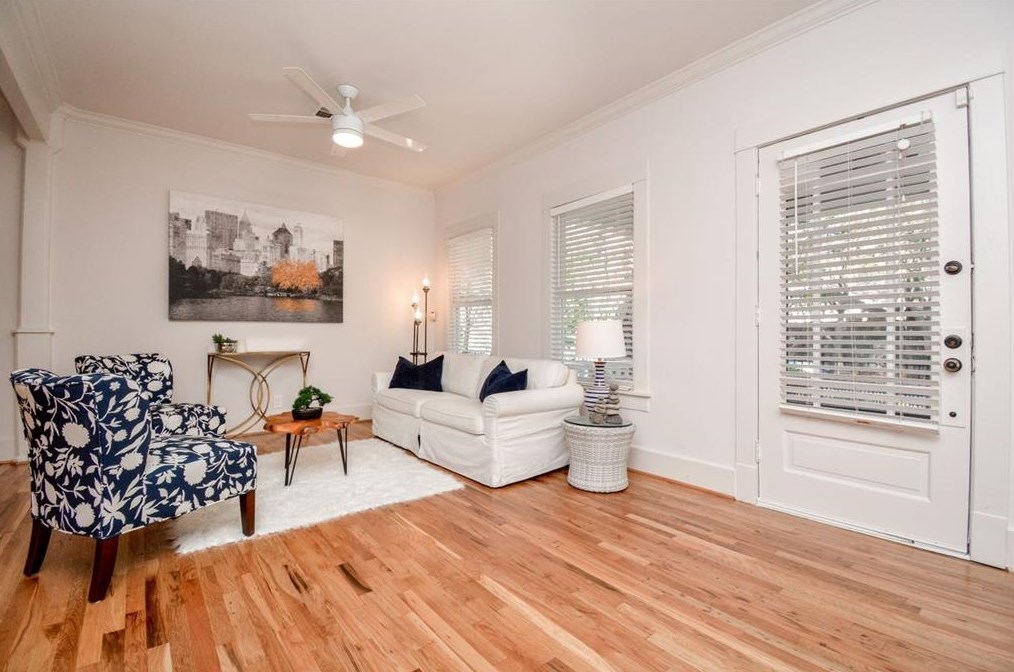 2418 Mandell, Houston TX 77005-1828 exterior