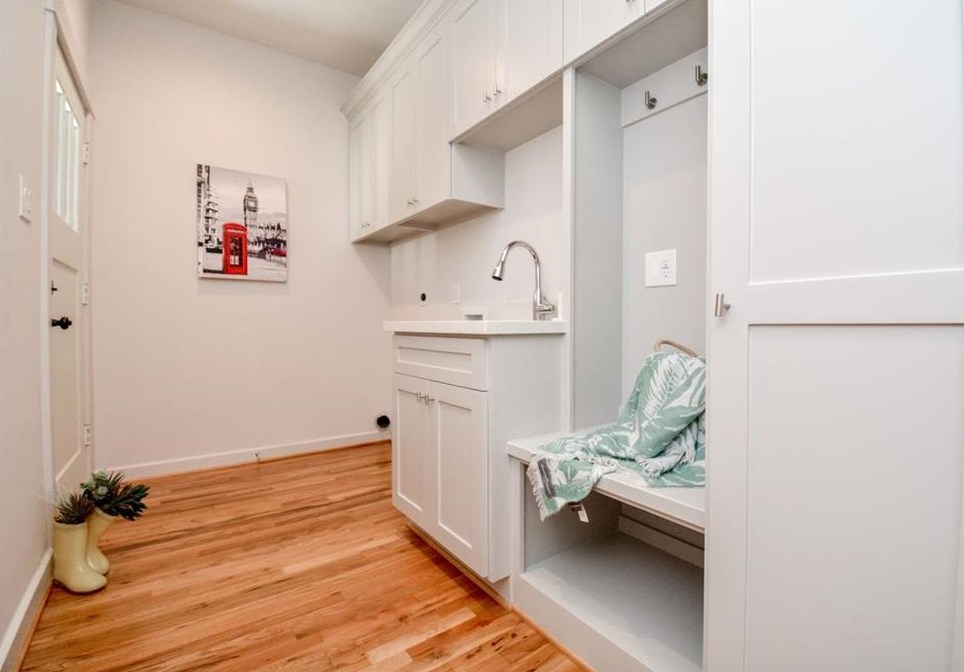 2418 Mandell, Houston TX 77005-1828 exterior