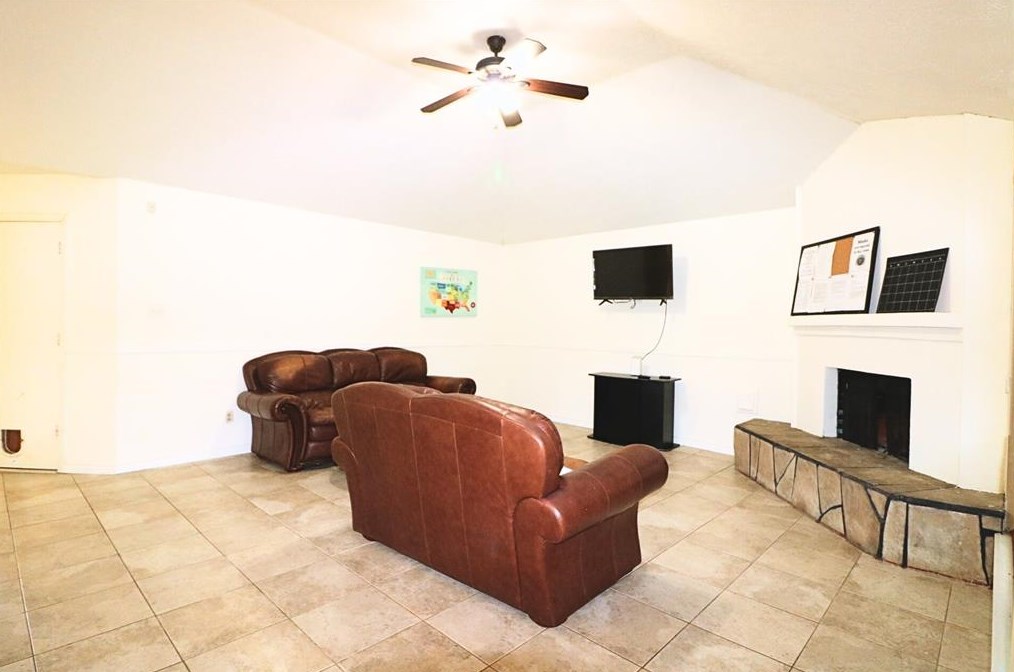 16322 Ginger Run Way, Sugar Land TX  77498-7107 exterior