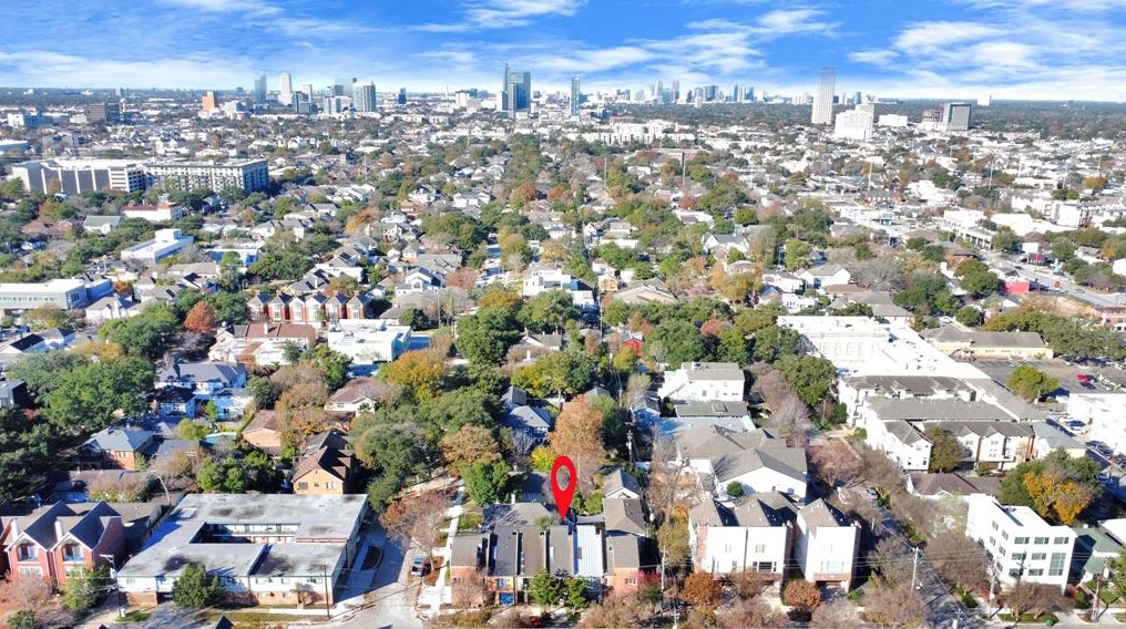 3540 Yupon St, Houston TX  77006-4216 exterior