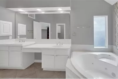 5714 Bayberry Way, Sugar Land, TX 77479 - Photo 35