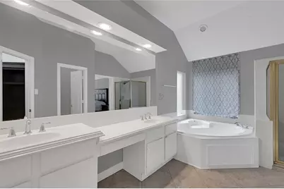 5714 Bayberry Way, Sugar Land, TX 77479 - Photo 37