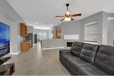 5714 Bayberry Way, Sugar Land, TX 77479 - Photo 9