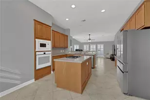 5714 Bayberry Way, Sugar Land, TX 77479 - Photo 11