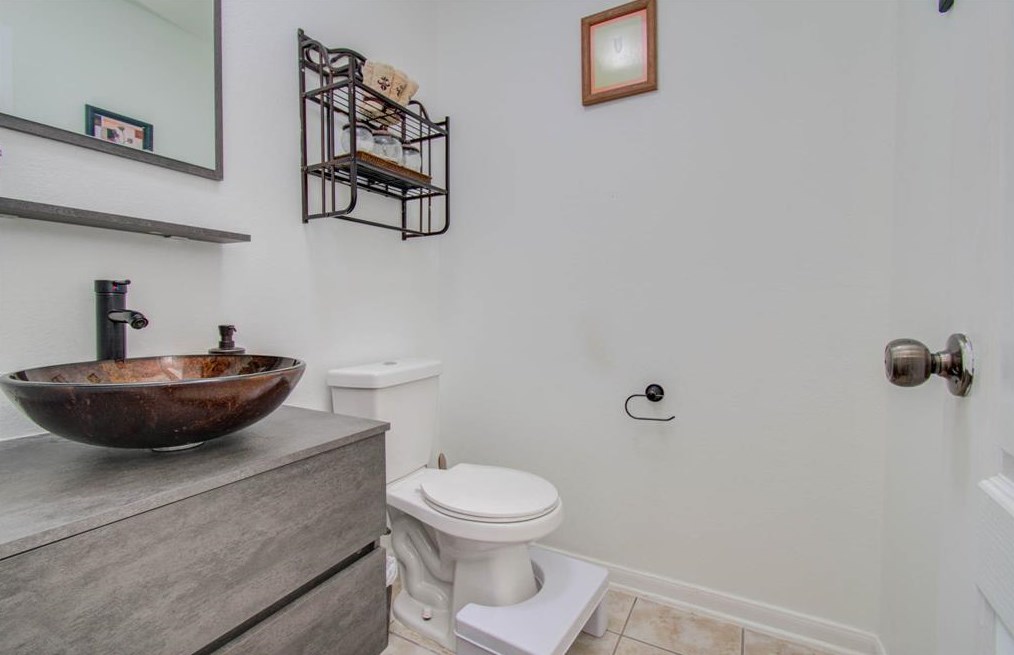 2106 Gable Holw Ln, Katy TX  77450-6771 exterior