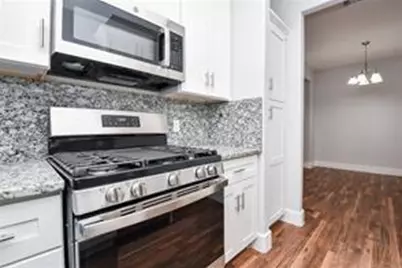 8926 Easthaven Boulevard, Houston, TX 77075 - Photo 13