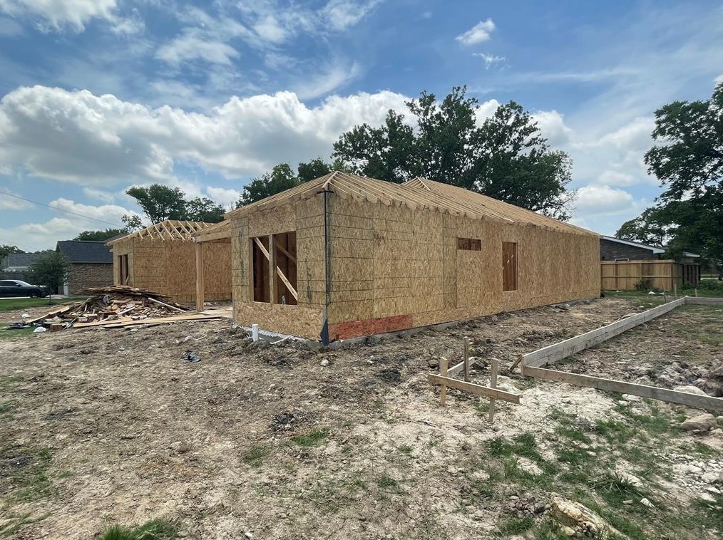 7934 Sparta St, Houston TX  77028-5342 exterior
