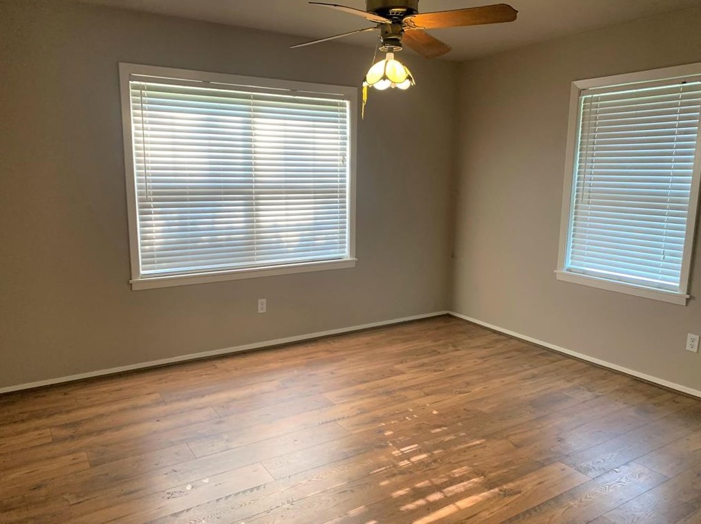 310 Billington St, Richwood TX  77531-4703 exterior