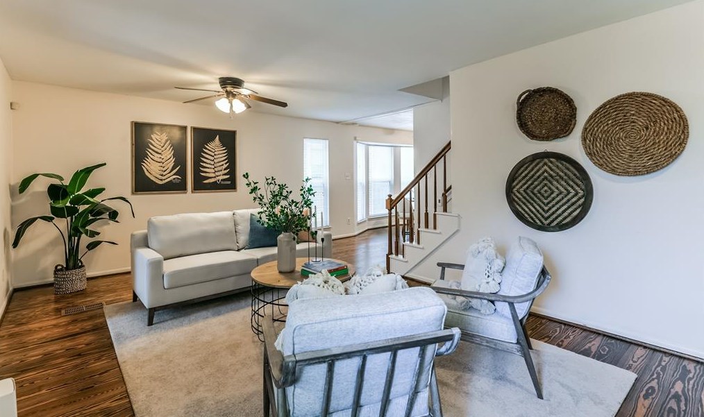 1219 Sealy St, Galveston TX 77550-4029 exterior