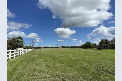 9918 S Bridlewood Court, Richmond, TX 77469 - Photo 3