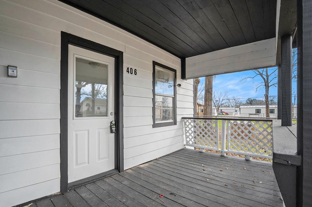 406 Bardash St, Cleveland TX  77327-3620 exterior