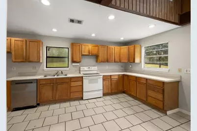 17868 Dogwood Drive, Conroe, TX 77303 - Photo 13