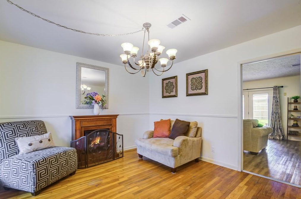 801 Busse Cir, Pasadena TX 77503-2206 exterior