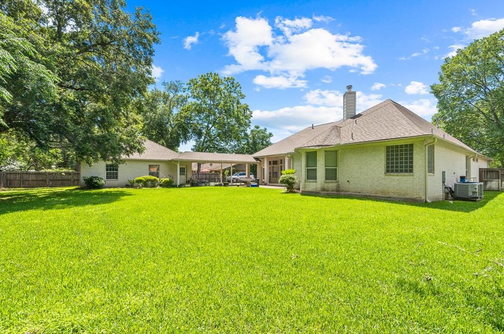 14314 Saras Walk, Cypress TX 77429-3266 exterior