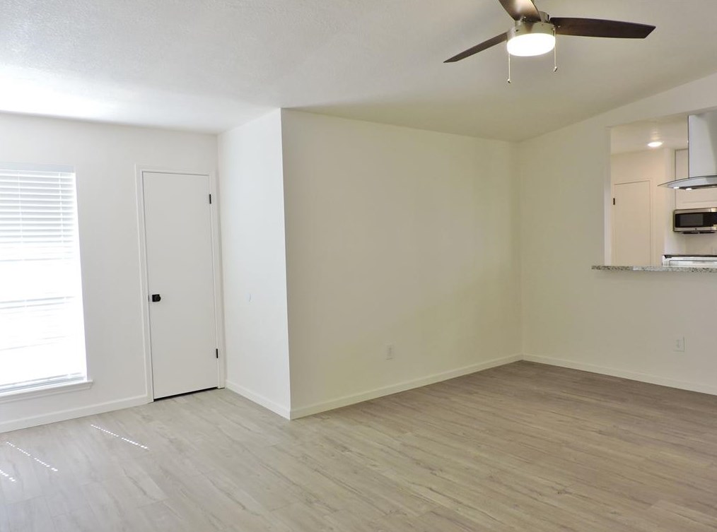 1215 Chippawa, Pasadena TX 77504-3203 exterior