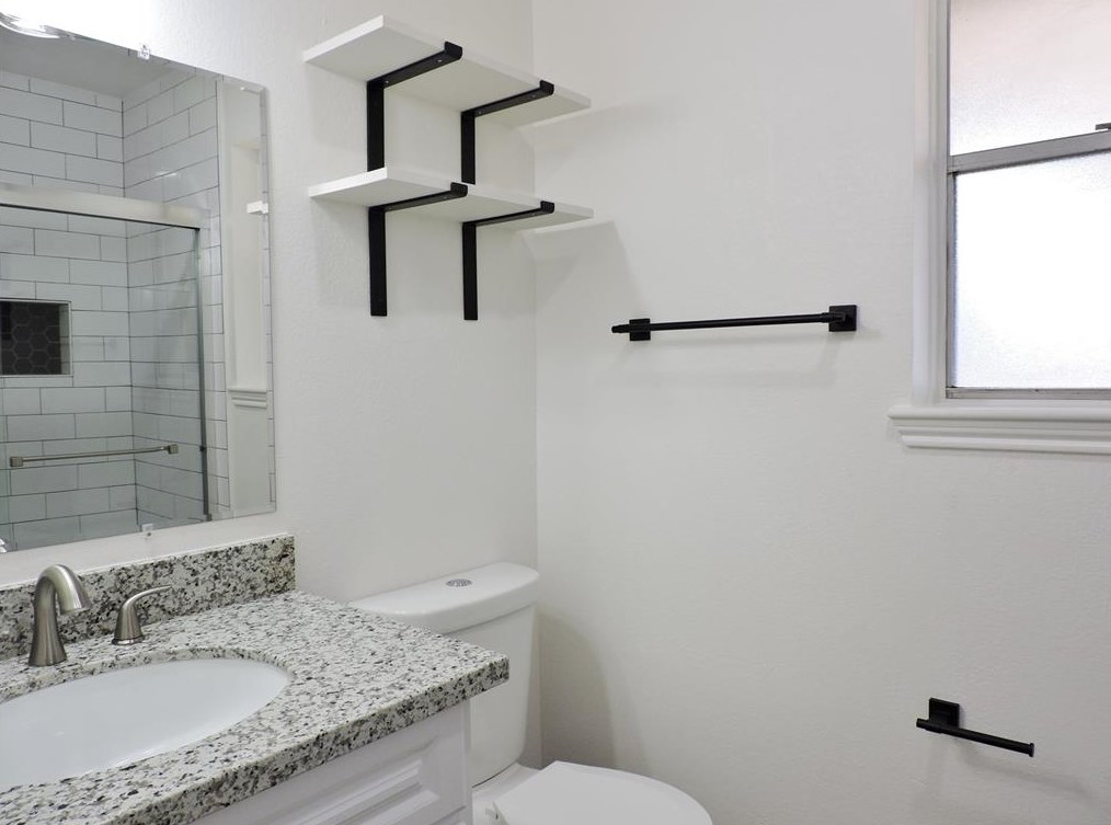 1215 Chippawa, Pasadena TX 77504-3203 exterior