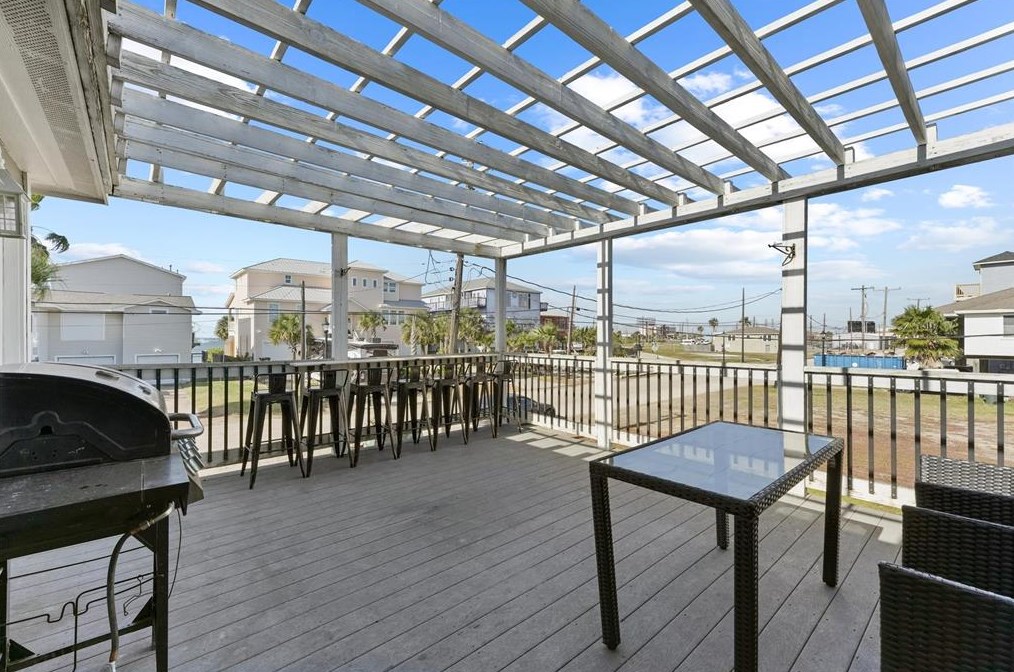 1110 64th St, Galveston TX  77551-1043 exterior