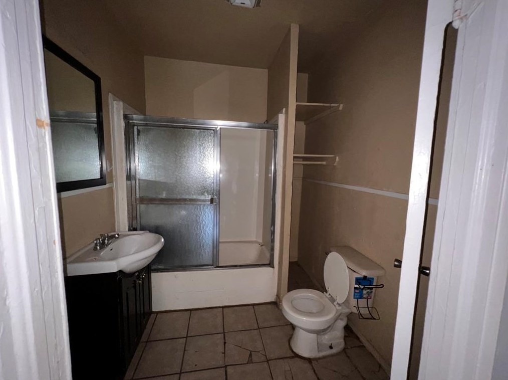 224 Everton St, Houston TX  77003-2504 exterior