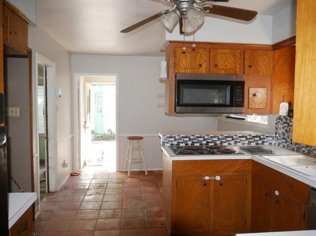 10043 Briarwild Ln, Houston TX 77080-7602 exterior