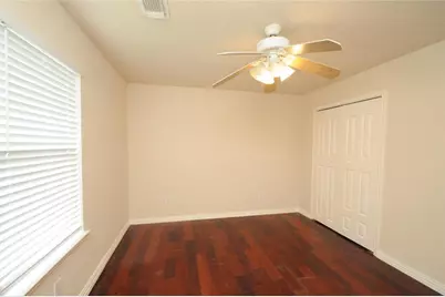 16127 Eaglewood Spring Court, Houston, TX 77083 - Photo 23