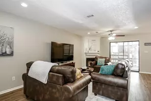 129 Capetown, Conroe, TX 77356 - Photo 3