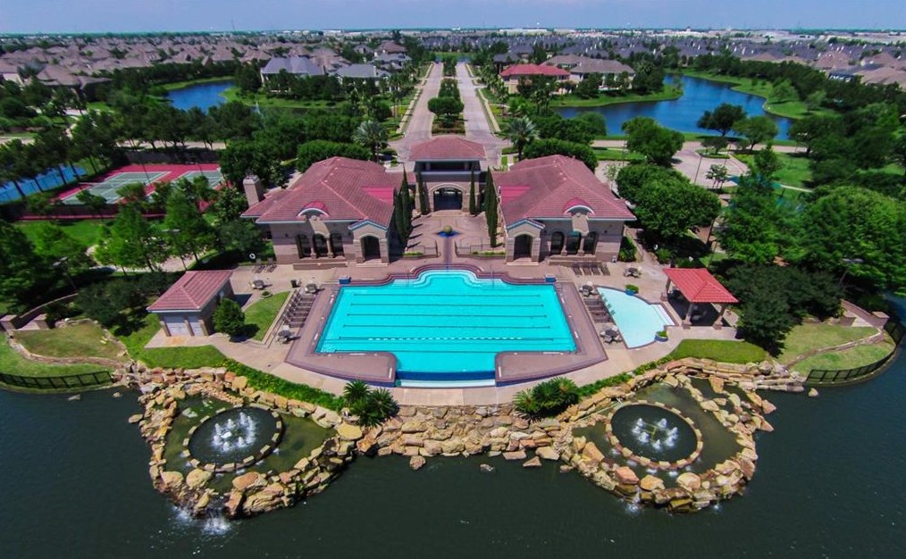 11918 Caddo Pt Ct, Houston TX  77041-6225 exterior
