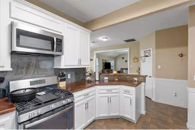 1000 County Road 2309, Cleveland, TX 77327 - Photo 9