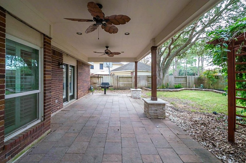 14650 Cardinal Crk Ct, Houston TX  77062-2125 exterior