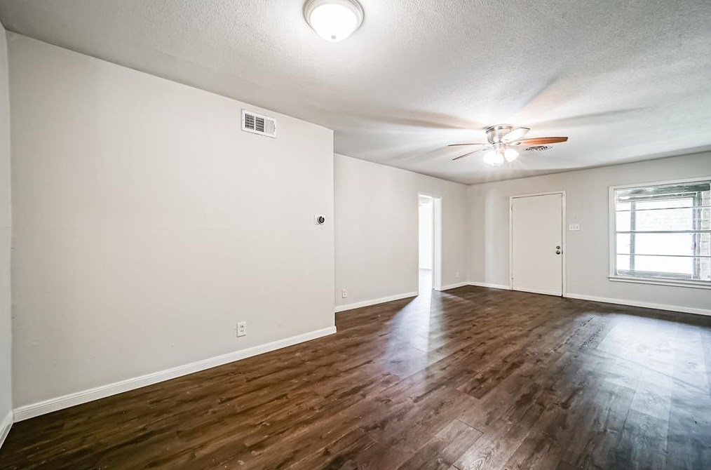 4440 Castor St, Houston TX  77022-3503 exterior