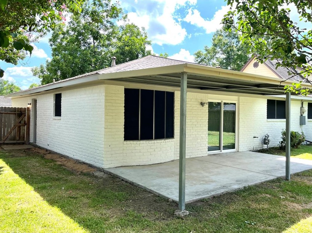 10922 Sagewind Dr, Houston TX  77089-3020 exterior