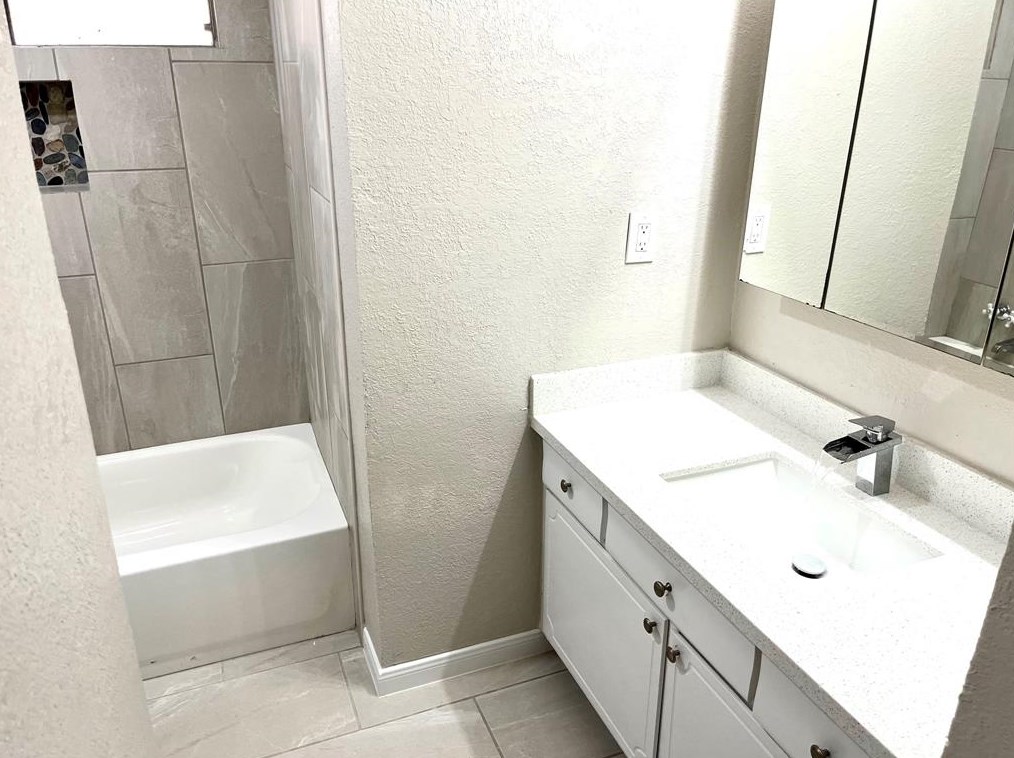 10922 Sagewind Dr, Houston TX  77089-3020 exterior