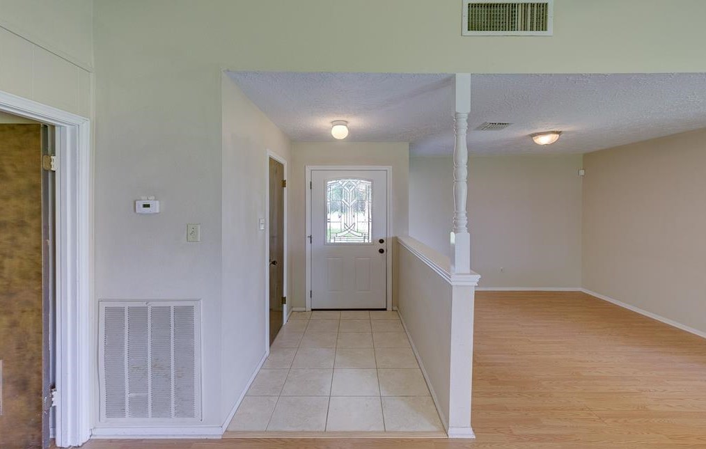 2802 Heritage Bend Dr, Houston TX  77598-3021 exterior