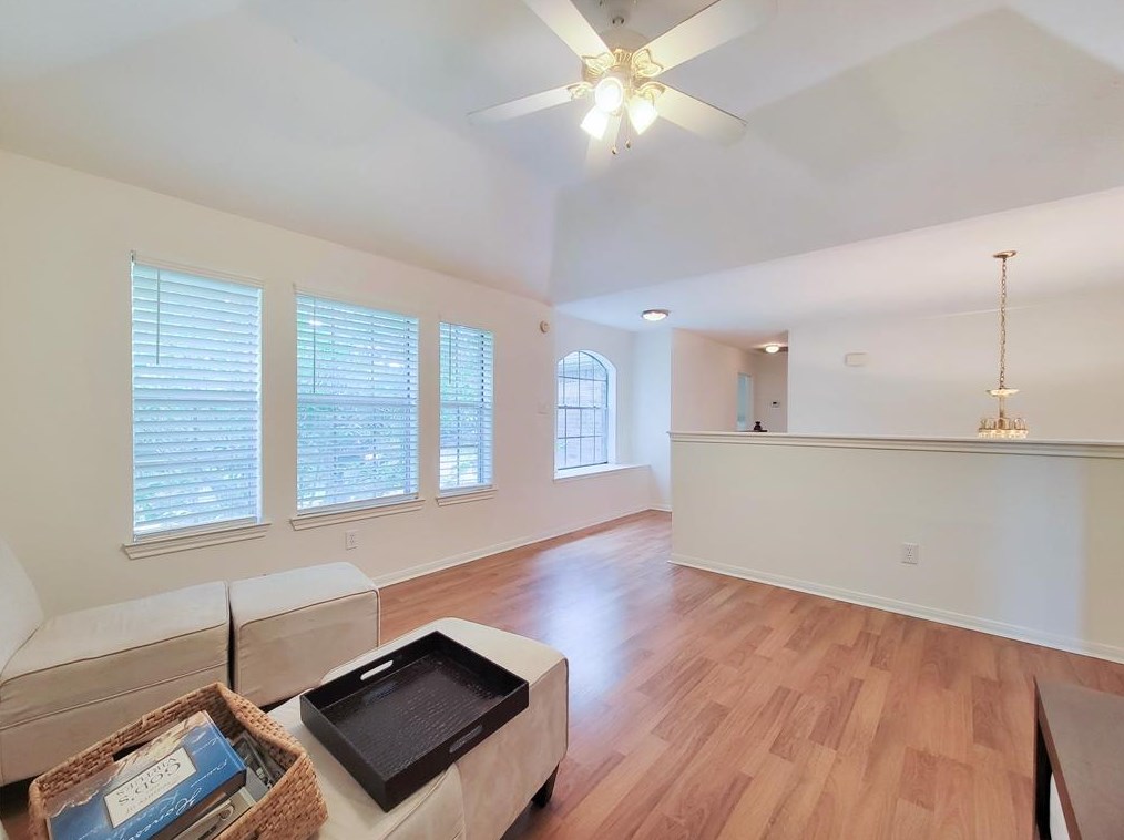 9223 Angelas Mdw Ln, Houston TX  77095-2158 exterior