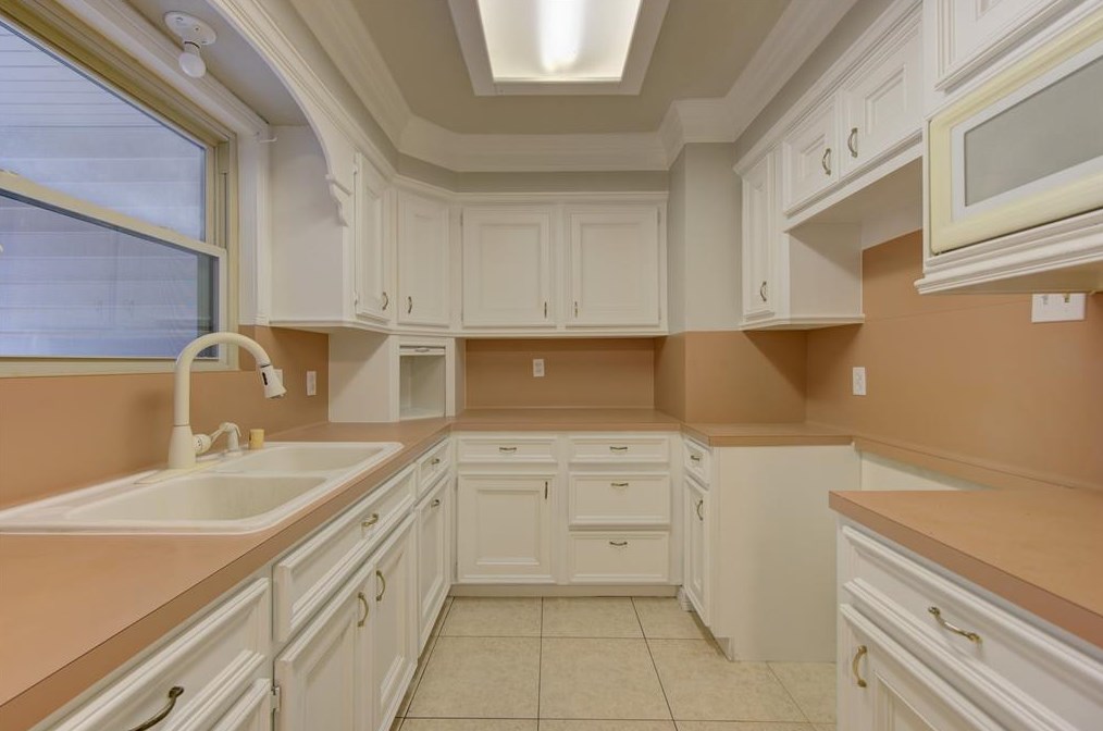 1905 Lafferty, Pasadena TX 77502-2310 exterior