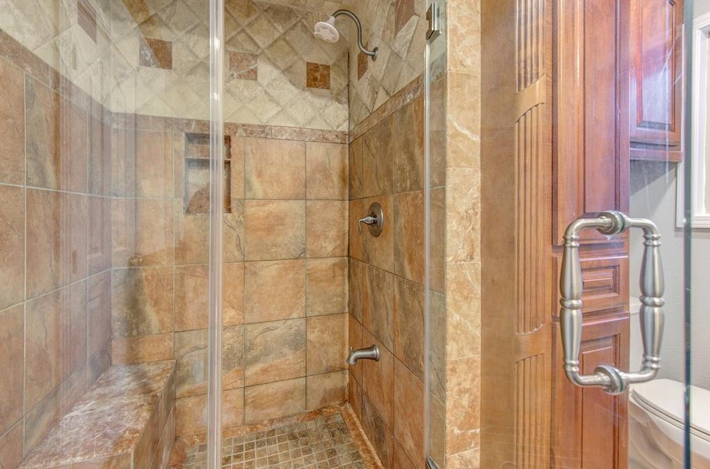 1905 Lafferty, Pasadena TX 77502-2310 exterior