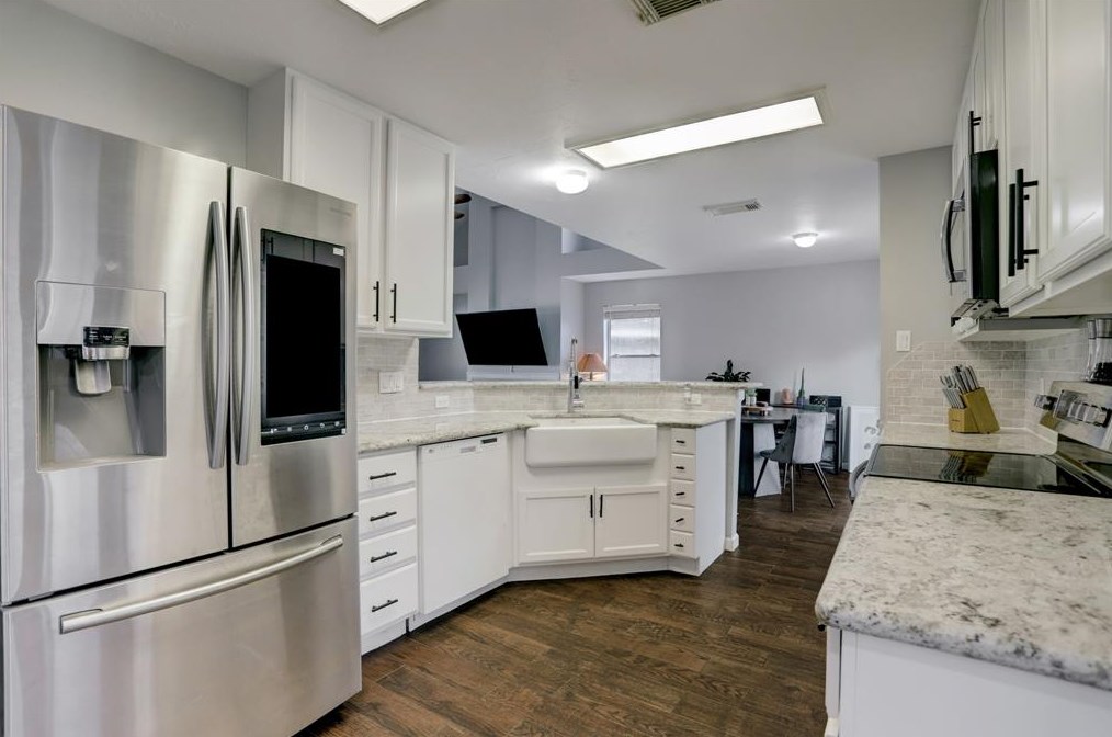 7203 Eldridge Mdw Ct, Houston TX  77041-1733 exterior