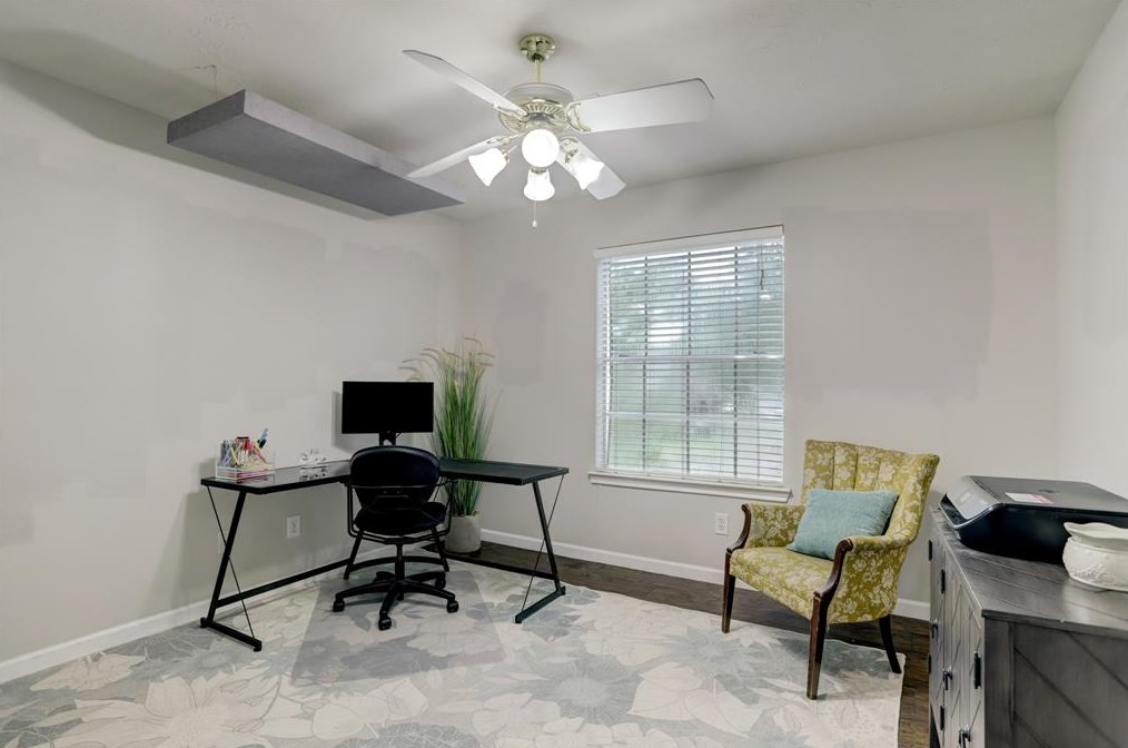 7203 Eldridge Mdw Ct, Houston TX  77041-1733 exterior