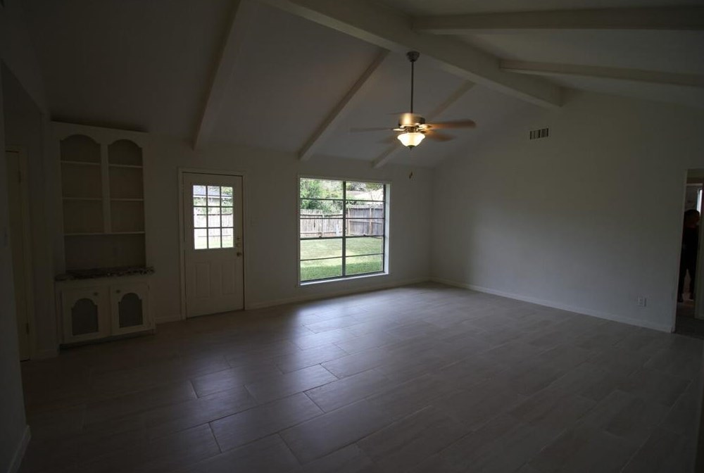 9718 Kemp Forest Dr, Houston TX  77080-1231 exterior