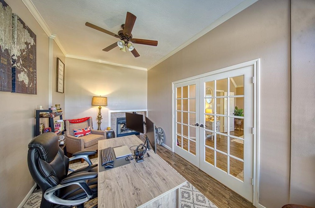 8435 Copper Lakes Dr, Houston TX  77095-4360 exterior