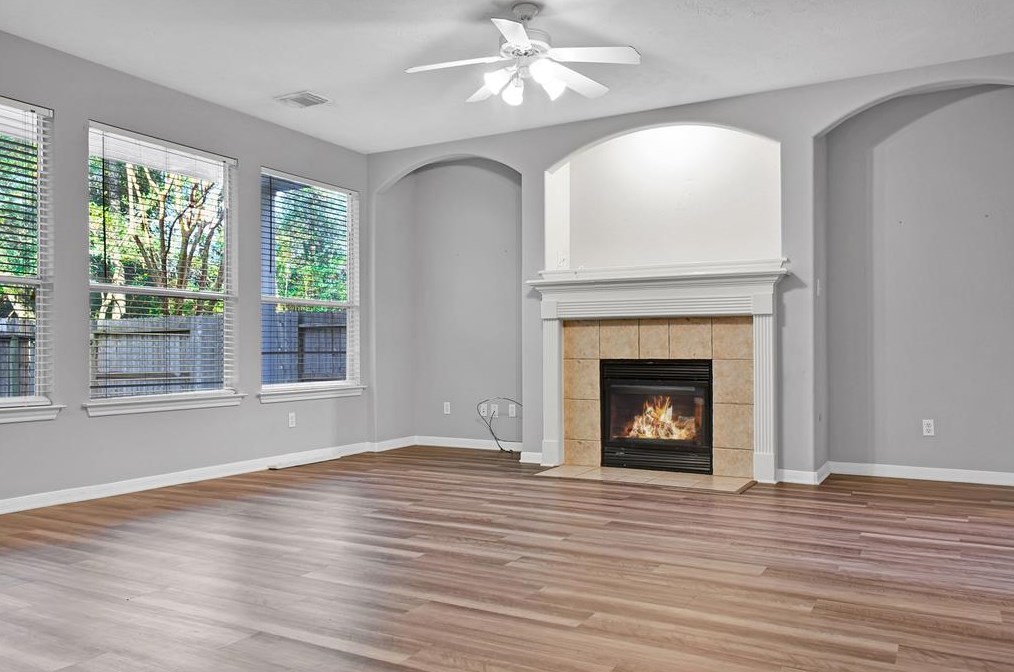 126 Burberry Cir, Conroe TX  77384-5064 exterior