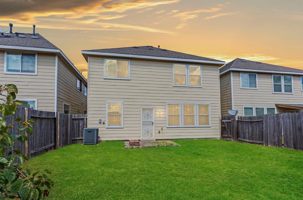 14709 Branchwest Dr, Houston TX  77082-4181 exterior