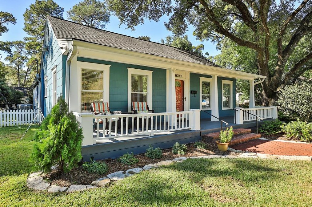 311 33 St, Houston TX  77022-5045 exterior