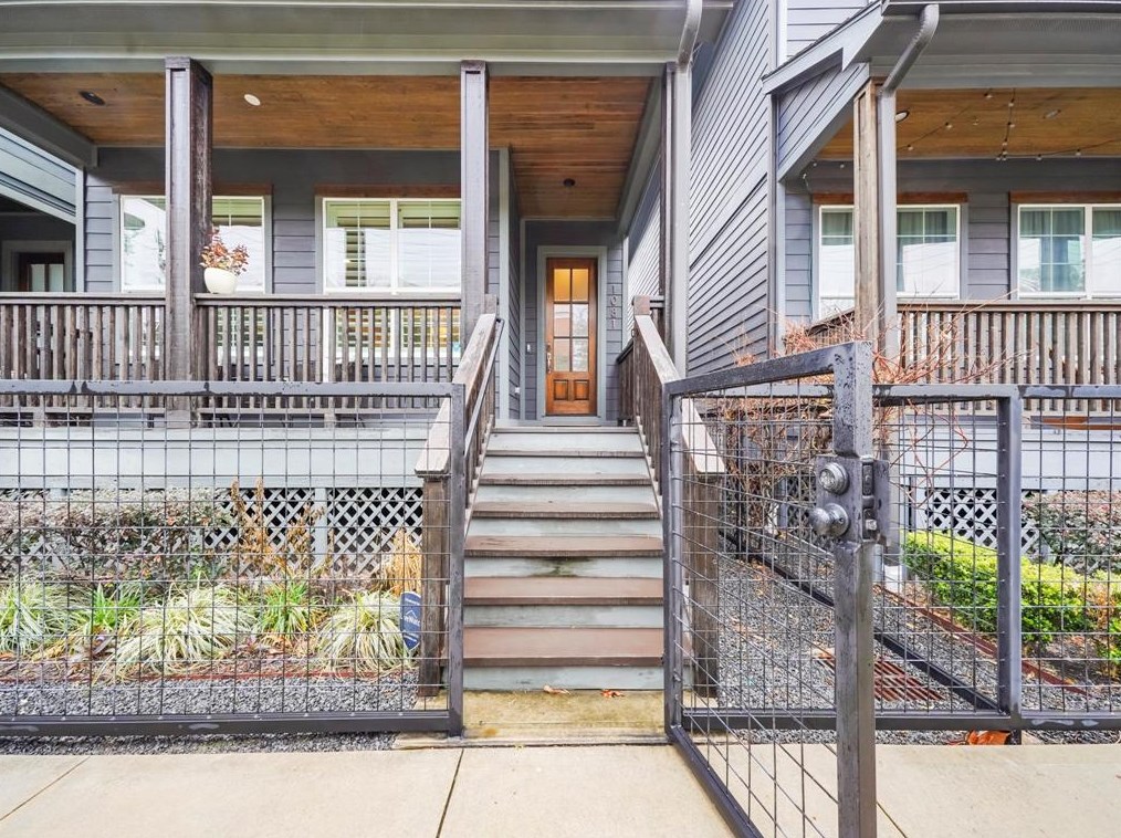 1081 17th St, Houston TX  77008-3437 exterior