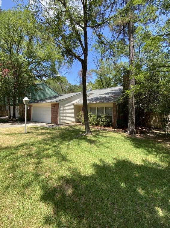 20 Cypress Pine Dr, Spring TX  77381-2872 exterior
